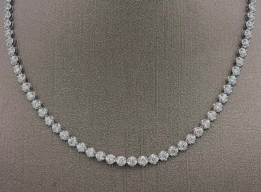 6.6ct 49 Stone Gorgeous Diamond Necklace!